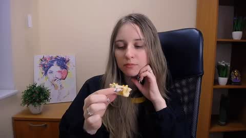 Snapshot of _nicole_new chatting on 12.03.24 Nica online show from 12.03.24