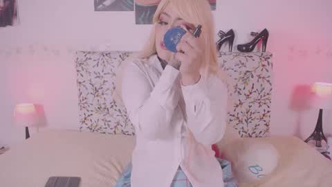 niiky online show from 01.23.25