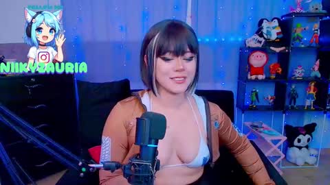 niiky online show from 11.18.25