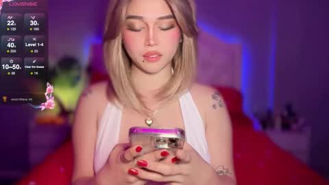 Snapshot of _nippleticklexxx chatting on 11.13.25 Lily online show from 11.13.25