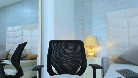 Noah Heyden online show from 01.27.25