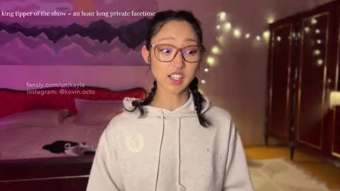 Snapshot of _octopussy_ chatting on 02.15.25 Mikayla online show from 02.15.25