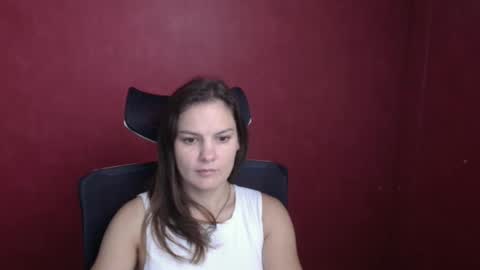 Olivia online show from 09.11.25