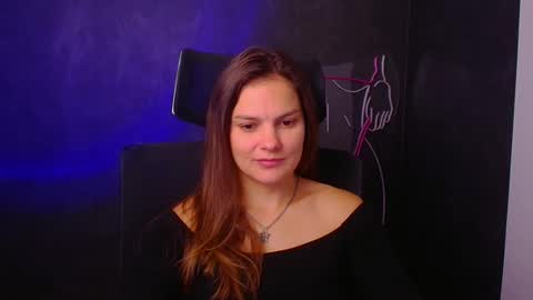 Olivia online show from 09.16.25