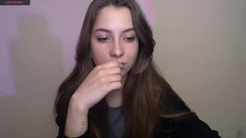 Olivia online show from 10.03.25