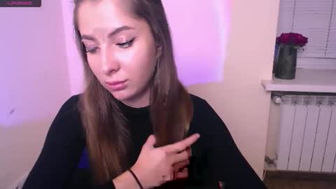 Olivia online show from 10.04.25