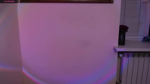 Olivia online show from 12.03.25