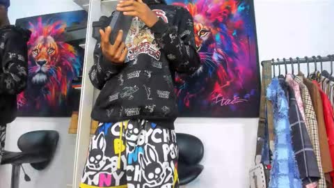 Snapshot of _pantera_09 chatting on 10.12.25 Kevin online show from 10.12.25