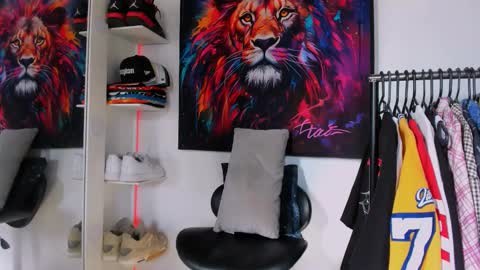 Snapshot of _pantera_09 chatting on 11.22.25 Kevin online show from 11.22.25