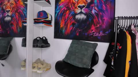 Snapshot of _pantera_09 chatting on 11.28.25 Kevin online show from 11.28.25