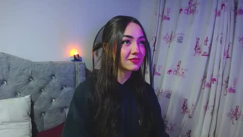 Paris online show from 01.06.26