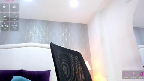  peach1  online show from 04.17.26