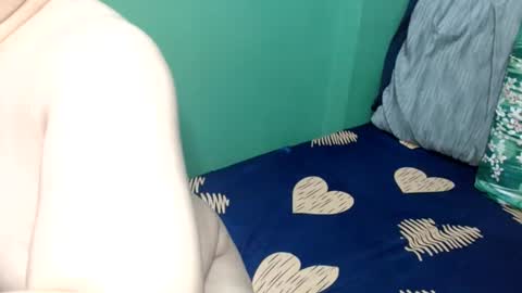 Snapshot of _pinayglamourbum_143xxx_ chatting on 06.25.26 Pinaylovelybum online show from 06.25.26