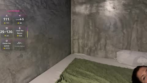 Snapshot of _private_person_ chatting on 11.14.25 HADLY today day-off see u online 0112 online show from 11.14.25