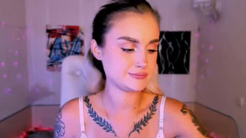 _ravena online show from 10.10.25