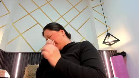 rebecca online show from 03.04.26