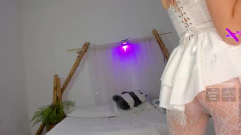 Moon online show from 02.12.26