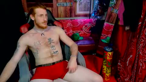 Snapshot of _redxxx chatting on 04.25.26 REDxxx online show from 04.25.26