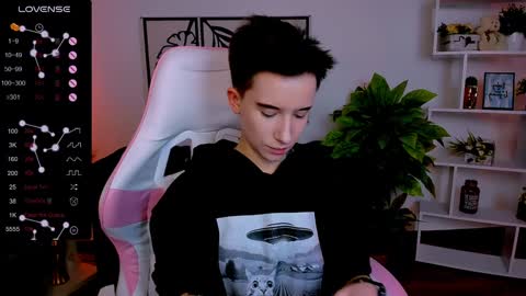 Rein online show from 02.04.25