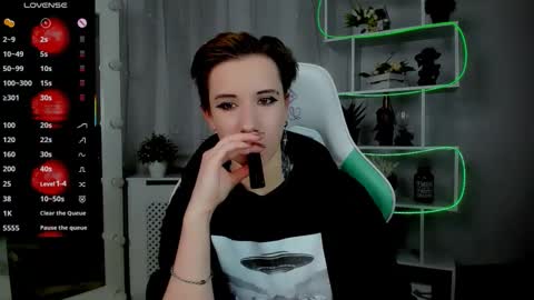 Snapshot of _rein_ramm chatting on 02.17.26 Rein online show from 02.17.26