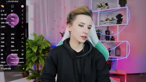 Snapshot of _rein_ramm chatting on 02.18.26 Rein online show from 02.18.26