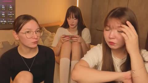 LISSAPVT IS OPEN online show from 11.22.25