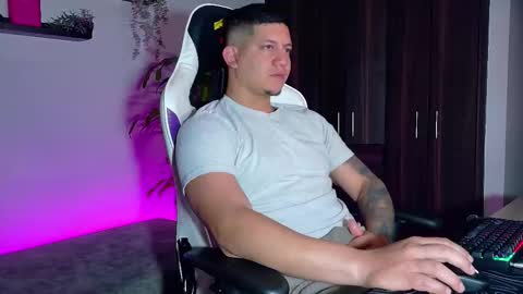 Roberto online show from 10.03.25