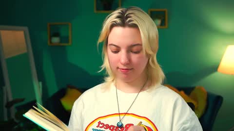 Snapshot of _rockstone_ chatting on 01.25.25 Rock stone online show from 01.25.25