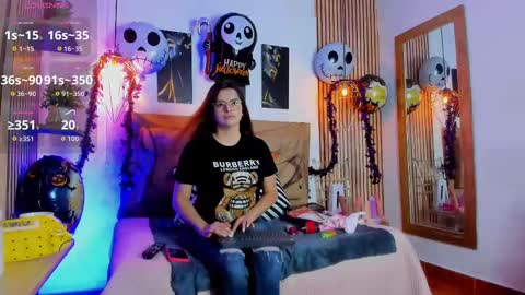 SAMANTHA FOX online show from 10.10.25