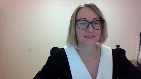 Snapshot of _sandyqueen__ chatting on 12.04.25 _sandyqueen__ online show from 12.04.25