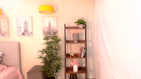 Snapshot of _sassy_girl chatting on 02.11.25 Sassy Girl online show from 02.11.25