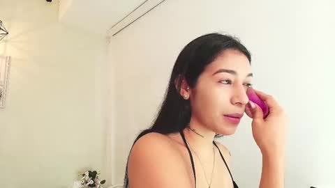 Snapshot of _sassy_girl chatting on 09.18.25 Sassy Girl online show from 09.18.25