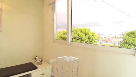 Snapshot of _sassy_girl chatting on 10.06.25 Sassy Girl online show from 10.06.25