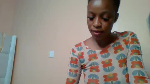 _sassydiva_ online show from 11.30.25