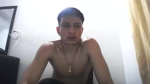 Juan Pablo-independent model online show from 03.06.25