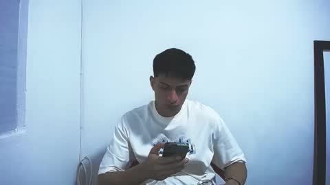 Juan Pablo-independent model online show from 12.16.25