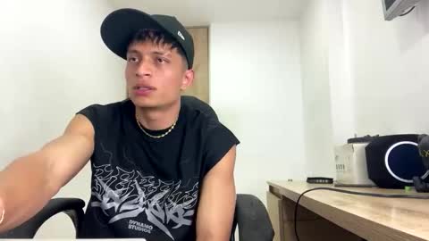 Snapshot of _sexy_jack chatting on 05.12.26 Juan Pablo-independent model online show from 05.12.26