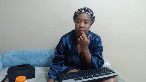 _sexylipss online show from 11.30.25