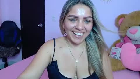 Snapshot of _sexyredhead_ chatting on 02.20.25 KATA online show from 02.20.25