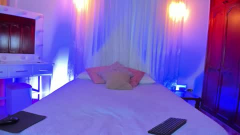 Shsntal online show from 12.04.25