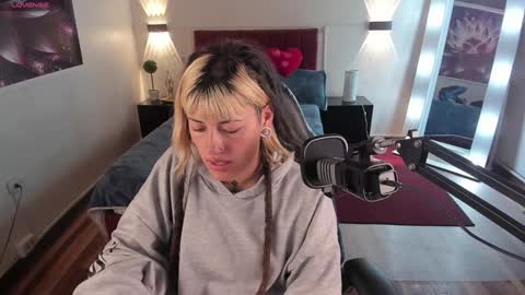 _sharlotte777 online show from 01.25.25