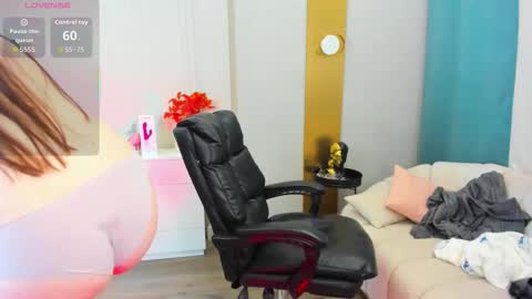  Shy Jenny  online show from 11.10.25