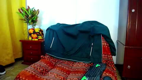 _skyleer_ online show from 10.20.25