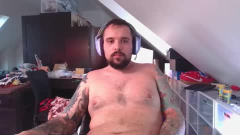 Snapshot of _smiley_bear27 chatting on 10.12.25 _smiley_bear27 online show from 10.12.25