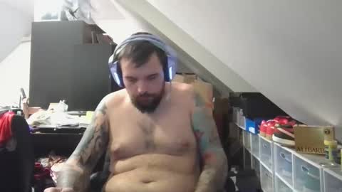 Snapshot of _smiley_bear27 chatting on 11.03.25 _smiley_bear27 online show from 11.03.25