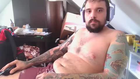 Snapshot of _smiley_bear27 chatting on 11.06.25 _smiley_bear27 online show from 11.06.25