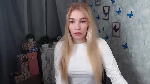 Snapshot of _snow_queen__ chatting on 12.09.24 Rachel online show from 12.09.24