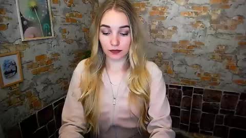 Snapshot of _snow_queen__ chatting on 02.19.25 Rachel online show from 02.19.25