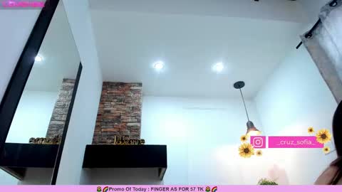    640  200   online show from 02.18.25