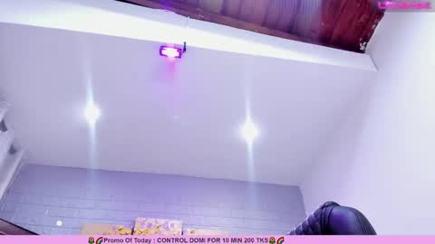    640  200   online show from 02.27.25